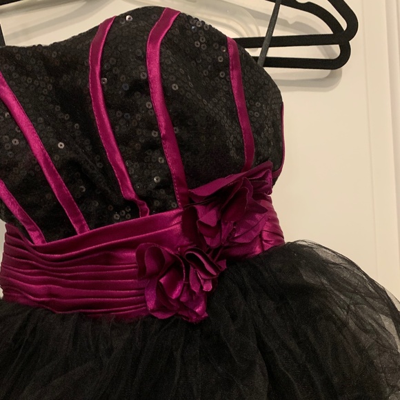 Black strapless mini tulle dress with purple and sequin details - Picture 3 of 5